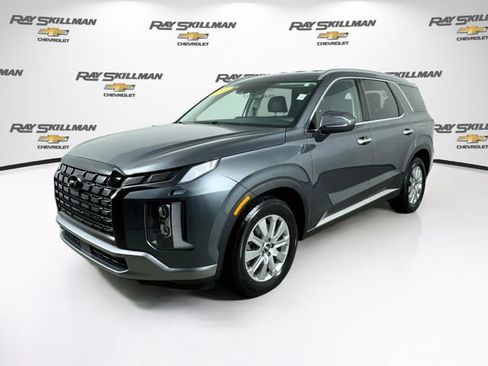 Used 2025 Hyundai Palisade SEL FWD image 3