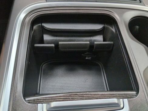 Used 2018 RAM 1500 Limited image 30