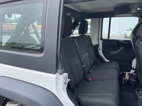 Used 2016 Jeep Wrangler Unlimited Sport image 15