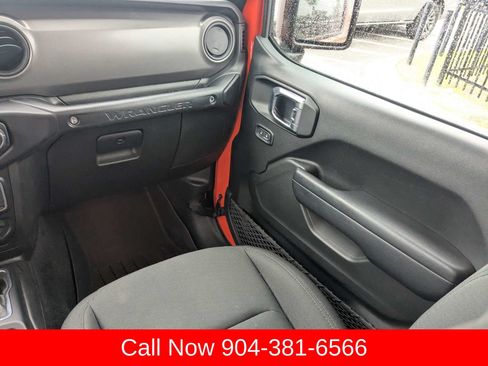 Used 2023 Jeep Wrangler Unlimited Sport AWD/4WD image 16
