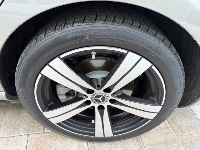 Used 2024 Mercedes-Benz C 300 Sedan image 32