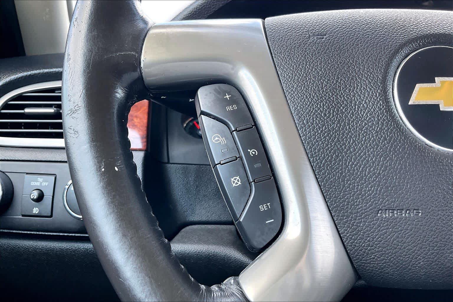 Used 2013 Chevrolet Tahoe LTZ AWD/4WD image 21
