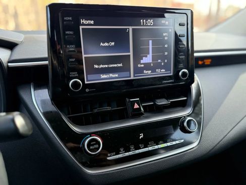 Used 2022 Toyota Corolla LE image 26