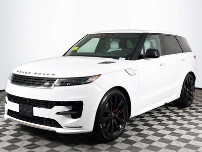 New 2025 Land Rover Range Rover Sport Dynamic SE