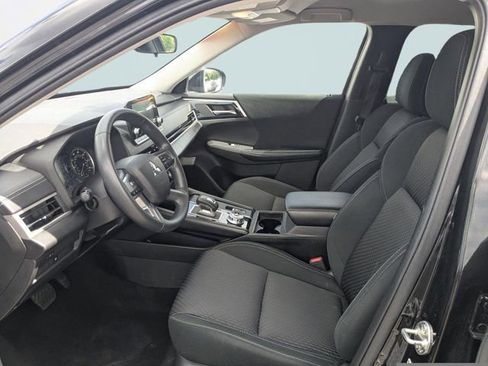 Used 2022 Mitsubishi Outlander ES FWD image 19