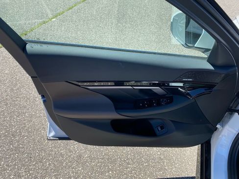 New 2026 BMW 530i xDrive AWD/4WD image 12