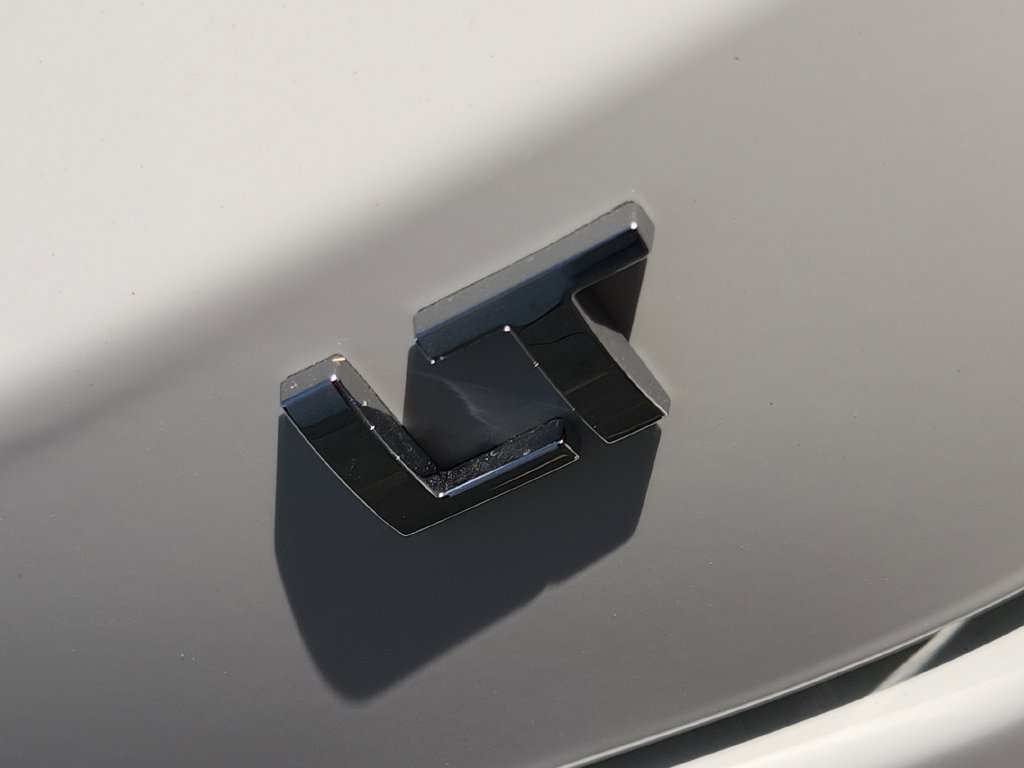 New 2026 Chevrolet Trax LT w/ Driver Confidence Package FWD image 8