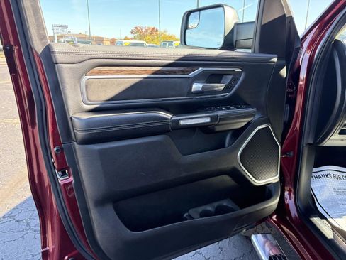 Used 2019 RAM 1500 Laramie image 12