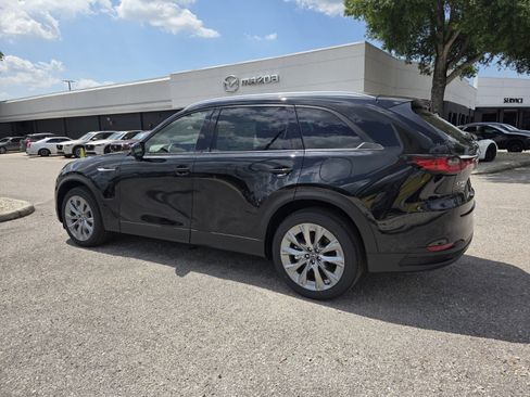 New 2026 MAZDA CX-90 3.3 Turbo w/ Preferred Package AWD/4WD image 11