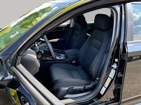 Used 2024 Honda Civic EX image 17