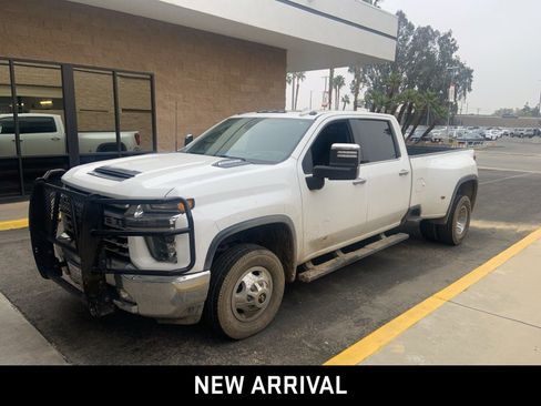 Used 2020 Chevrolet Silverado 3500 LTZ w/ LTZ Plus Package image 2