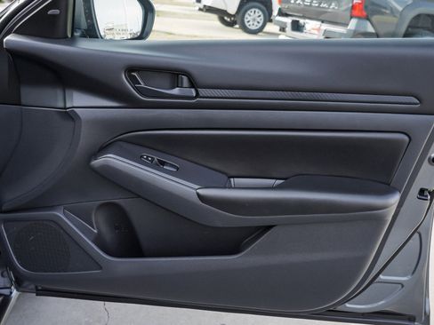 Used 2023 Nissan Altima 2.5 S image 26