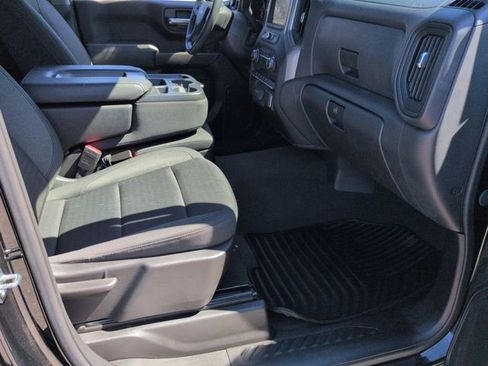 Used 2022 Chevrolet Silverado 1500 Custom image 36
