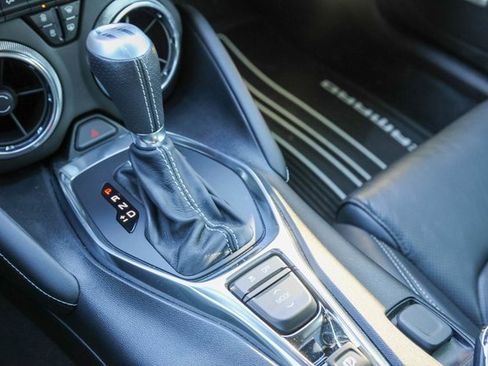 Used 2020 Chevrolet Camaro LT image 19