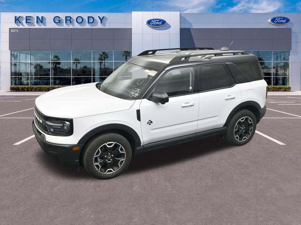 Used 2025 Ford Bronco Sport Outer Banks w/ Outer Banks Tech Package+ AWD/4WD image 17