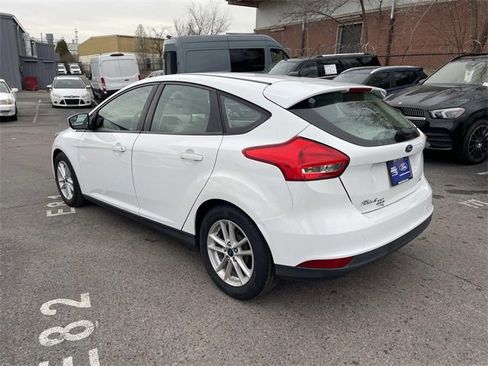 Used 2018 Ford Focus SE image 5