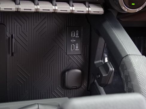 New 2026 Toyota 4Runner Limited AWD/4WD image 23
