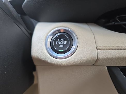 Used 2023 Buick Envision Preferred AWD/4WD image 20