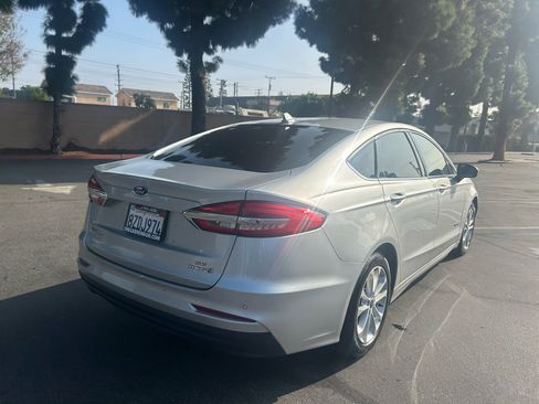 Used 2019 Ford Fusion SE image 21