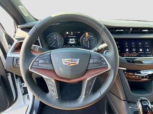 New 2025 Cadillac XT5 Premium Luxury w/ Technology Package image 11