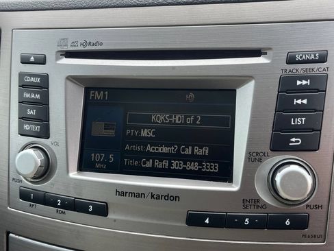 Used 2014 Subaru Outback 2.5i Limited w/ Moonroof Package AWD/4WD image 12
