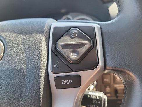 Used 2017 Toyota Tundra Limited image 27