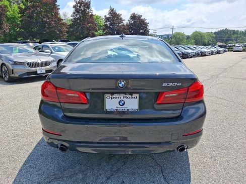 Used 2019 BMW 530e xDrive w/ Convenience Package AWD/4WD image 5