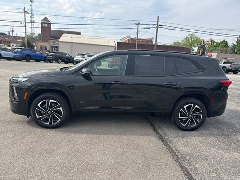 Used 2025 Buick Enclave Sport Touring w/ Super Cruise Package AWD/4WD image 2