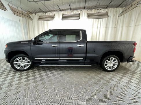 Certified 2024 Chevrolet Silverado 1500 High Country w/ High Country Premium Package image 24