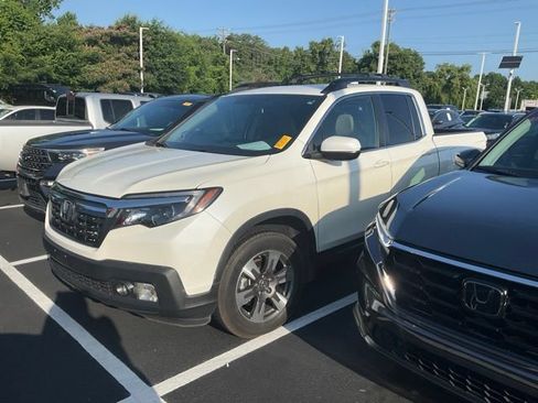 Used 2017 Honda Ridgeline RTL-T image 13