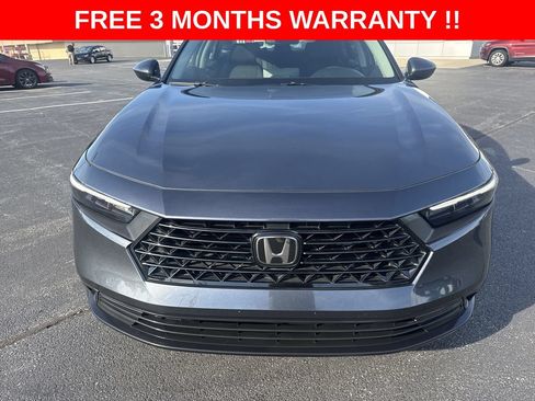Used 2025 Honda Accord LX image 32