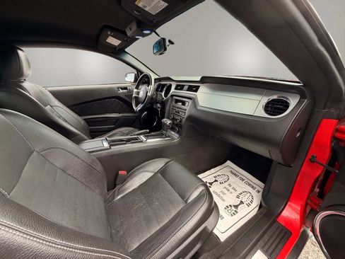 Used 2012 Ford Mustang Premium RWD image 17