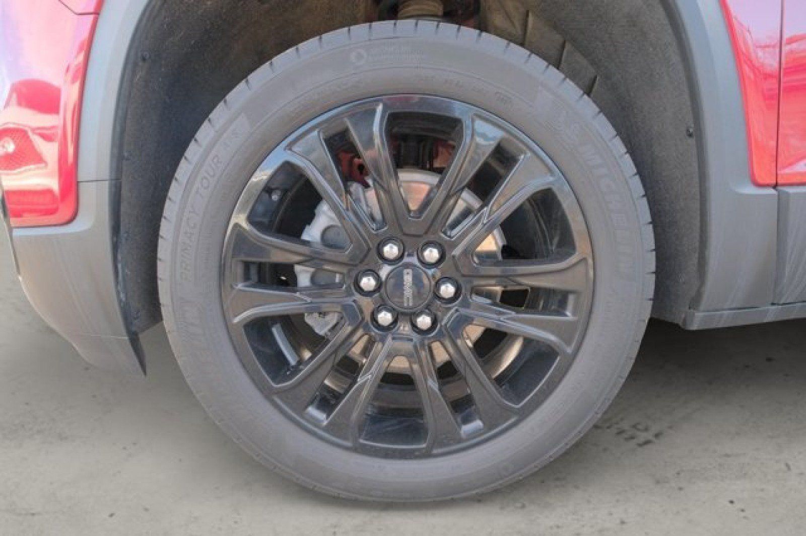 Used 2022 GMC Acadia SLE w/ Driver Convenience Package AWD/4WD image 10