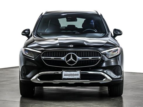 Certified 2025 Mercedes-Benz GLC 300 GLC 300 SUV image 4