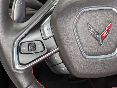 Used 2020 Chevrolet Corvette Stingray Preferred Cpe w/ 2LT Preferred Equipment Group image 31