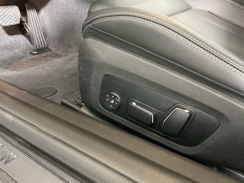 Certified 2024 BMW 230i w/ Convenience Package image 21