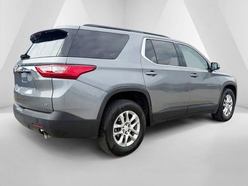 Used 2021 Chevrolet Traverse LT FWD image 7