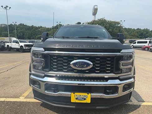 Used 2025 Ford F450 Lariat w/ Lariat Ultimate Package image 3