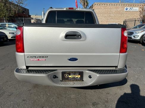 Used 2002 Ford Explorer Sport Trac Value image 6