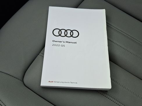Used 2022 Audi Q5 2.0T Premium Plus w/ Premium Plus Package image 27