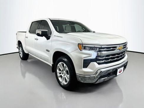 Used 2023 Chevrolet Silverado 1500 LTZ w/ LTZ Convenience Package II RWD image 3