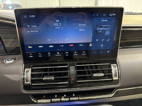 Used 2023 Lincoln Navigator Black Label image 16