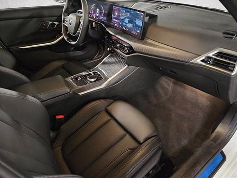 Certified 2025 BMW 330i Sedan w/ Convenience Package image 21