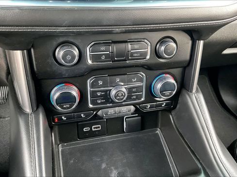 Used 2023 Chevrolet Tahoe LT image 31