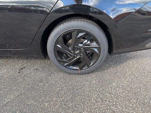 New 2026 Hyundai Elantra Sport image 11