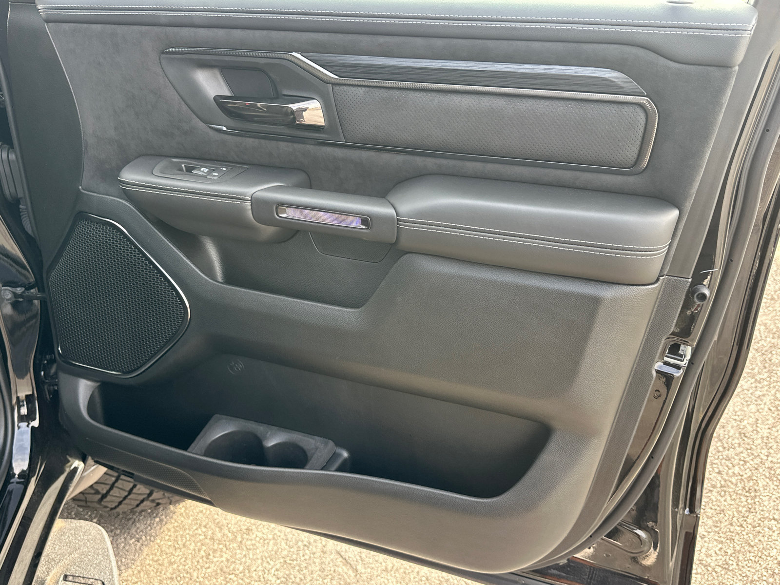 New 2026 RAM 1500 RHO AWD/4WD image 15