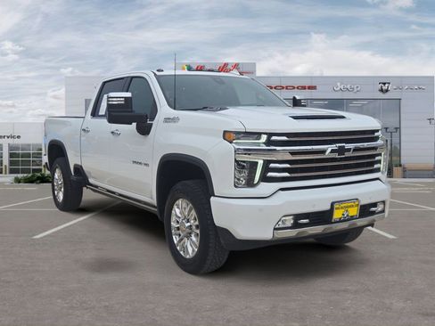 Used 2023 Chevrolet Silverado 3500 High Country w/ LPO, Dark Essentials Package AWD/4WD image 7