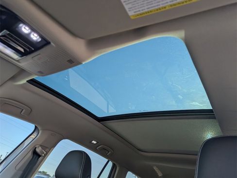 New 2025 Volkswagen Atlas SEL image 25