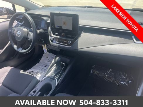 Used 2025 Toyota Corolla LE FWD image 15