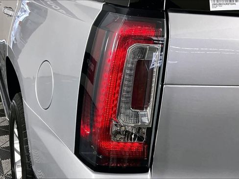 Used 2018 GMC Yukon SLT w/ Open Road Package image 28
